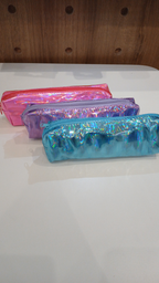 [195902] Estojo Holografico Pvc Retangular Colors - Rosa/ Lilas/ Azul